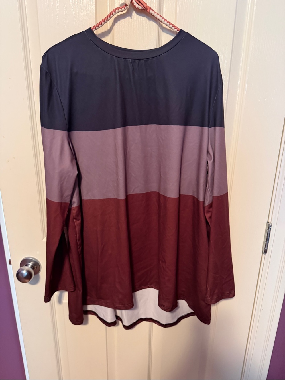 Colorblock Long-Sleeve Women’s Top - Navy, Mauve & Burgundy
